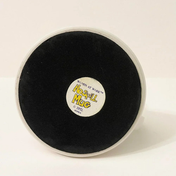 Vintage No Spill  Non Slip Wide Bottom Coffee Mug Caution Golfer Driving - Picture 10 of 16